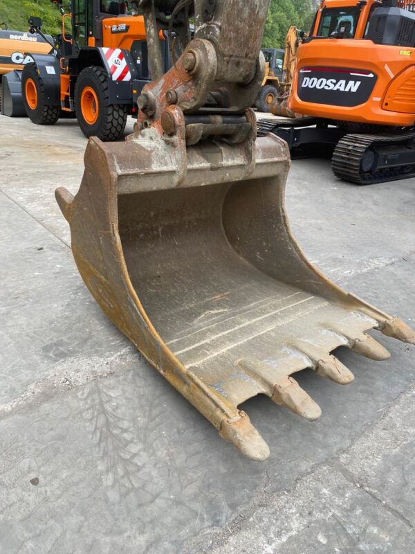 Excavadora de orugas Doosan DX225NLC-5 - Imagen 9