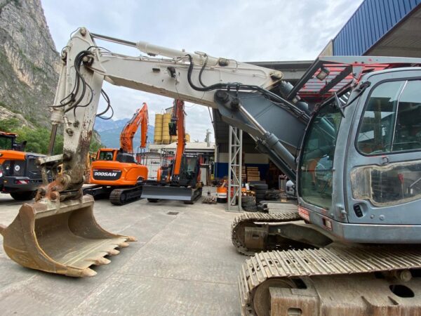 Excavadora de orugas Doosan DX225NLC-5 - Imagen 8