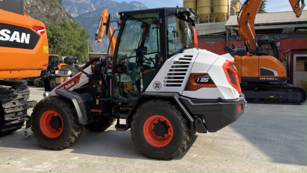Cargadora compactas Bobcat L85 - Imagen 2
