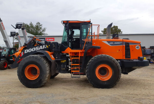 Chargeur sur Roues DOOSAN DL420-5 – Image 3