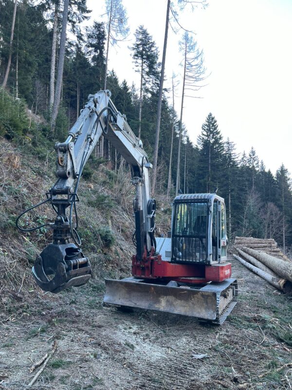 Mini escavatore Takeuchi TB 80FR usato