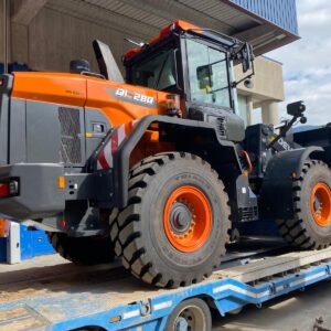 Cargador de ruedas DEVELON DL 280-7
