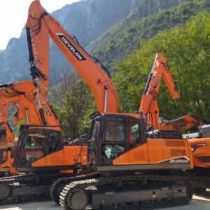 Crawler excavator Develon DX245NHD-7 monoboom